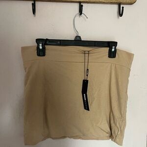 Fashion Nova Beige skirt never worn with tags